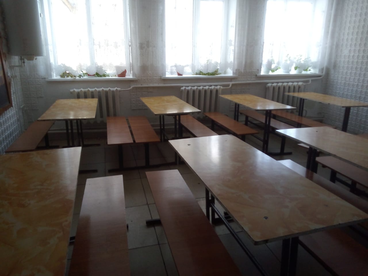 Столовая.